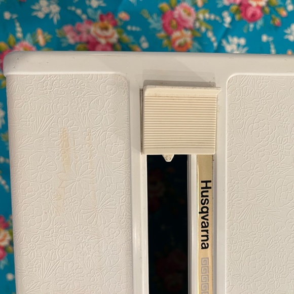 Husqvarna Viking 6000 series 6440 Sewing machine Hard Cover Case OEM - Picture 3 of 11